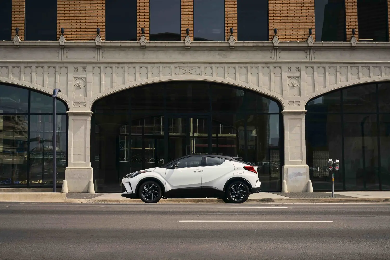 تویوتا C-HR هیبرید